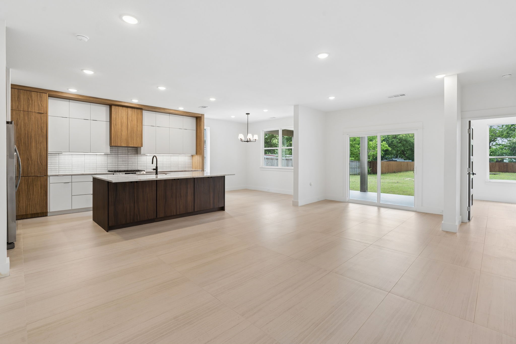 416 S Elm Street