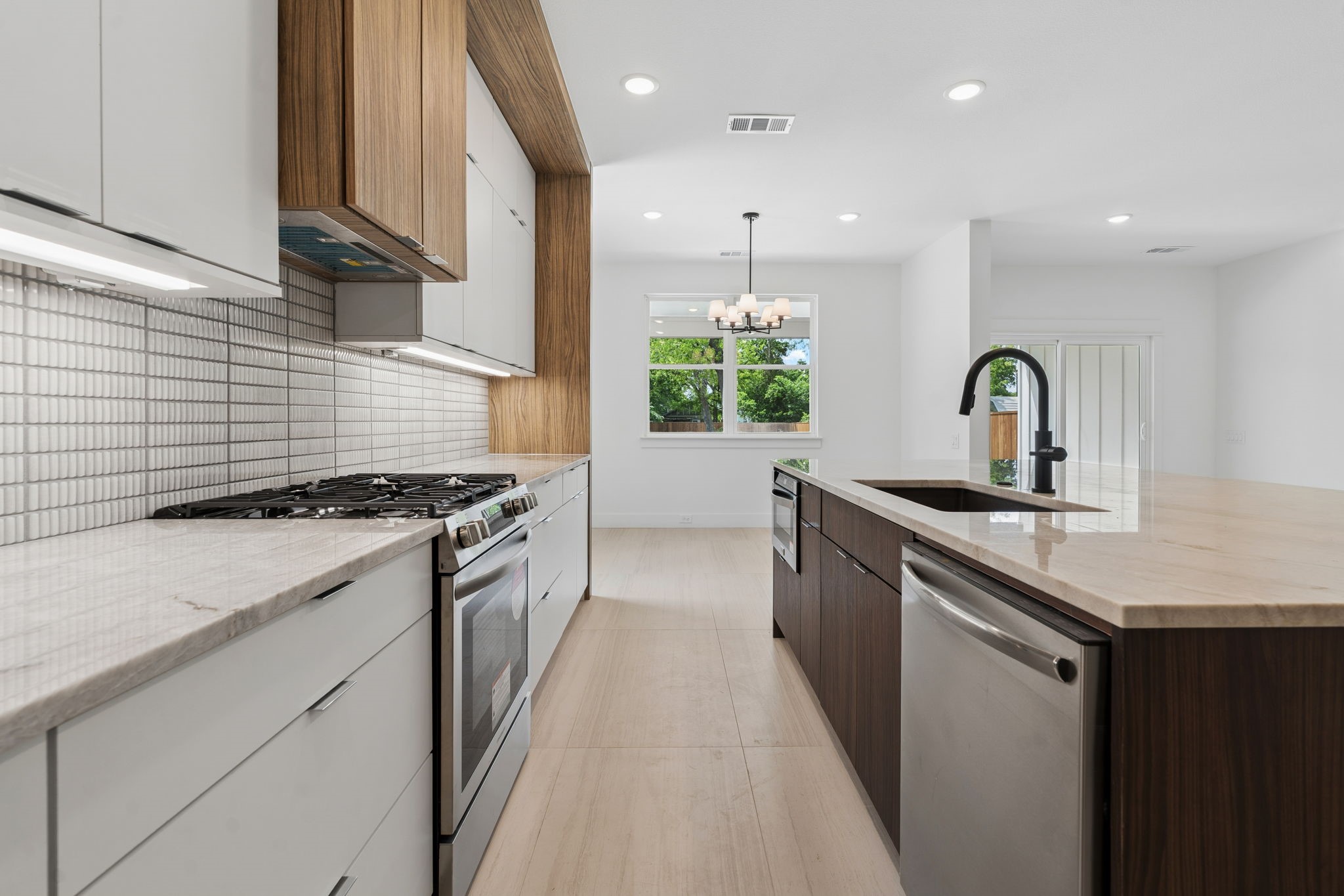 416 S Elm Street