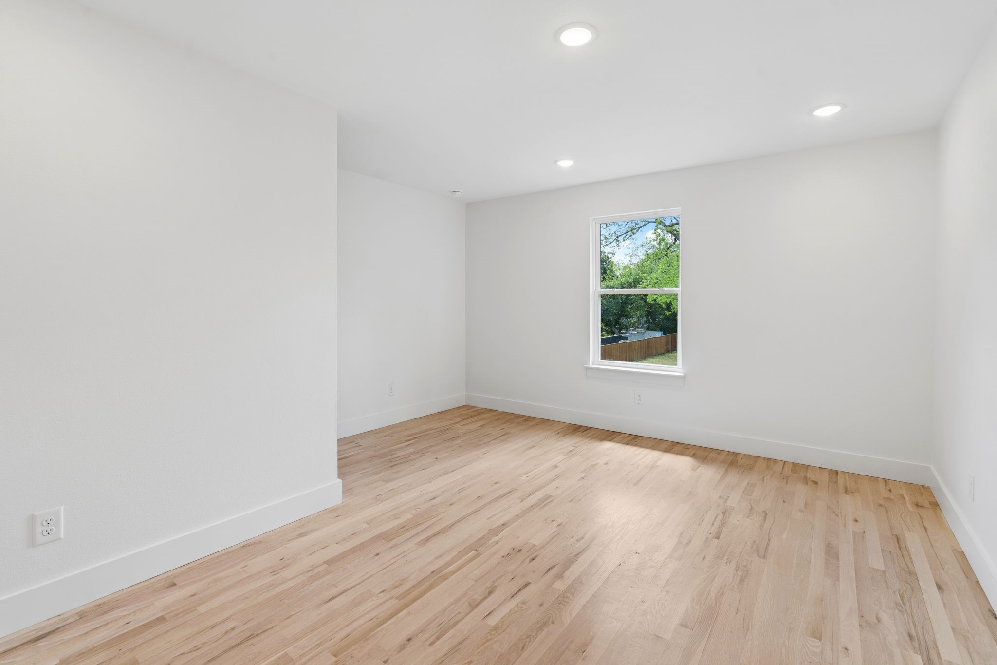 416 S Elm Street
