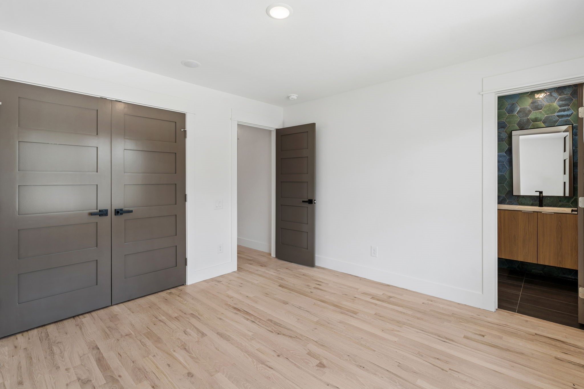 416 S Elm Street