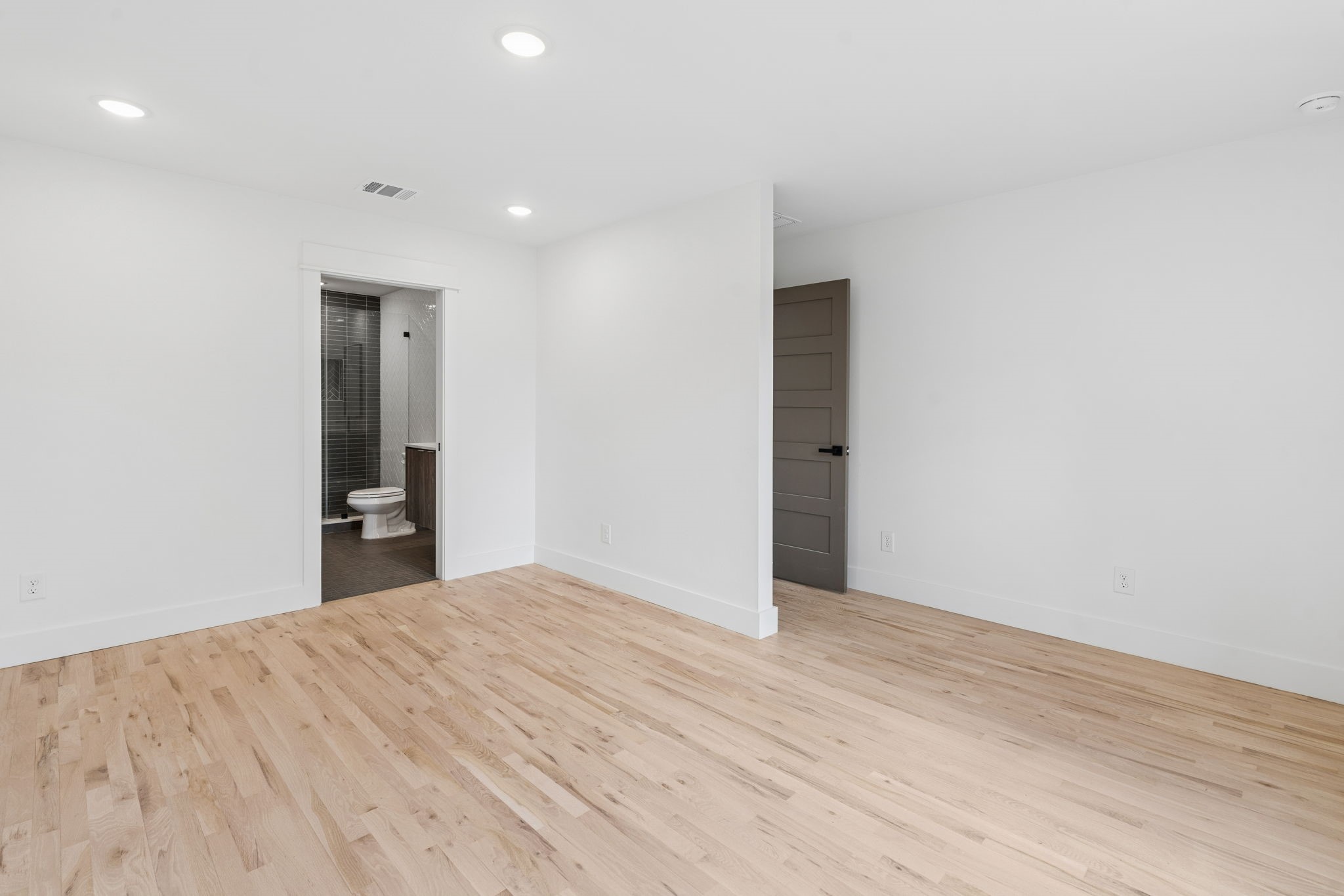 416 S Elm Street