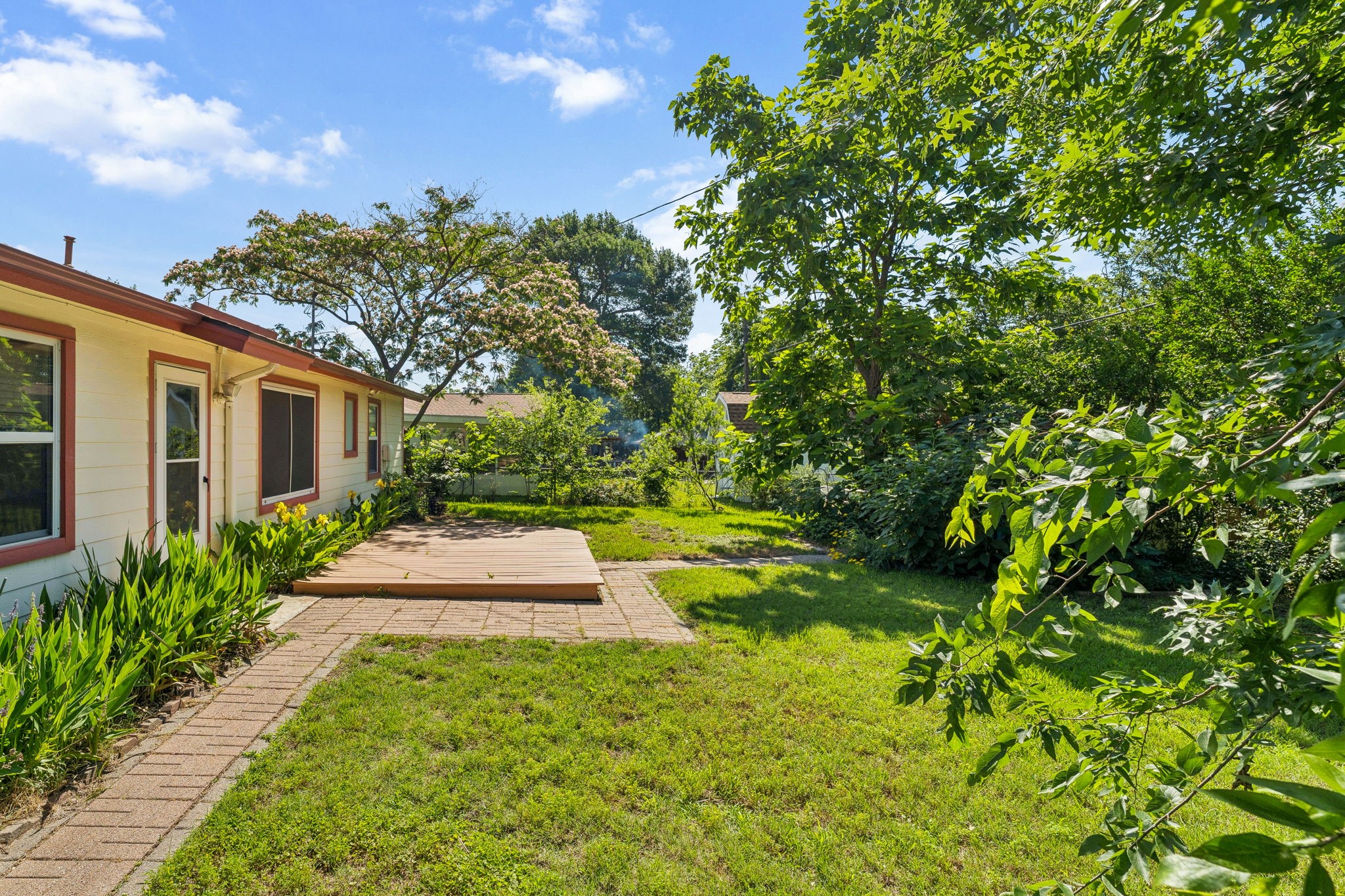 1822 Finley Road