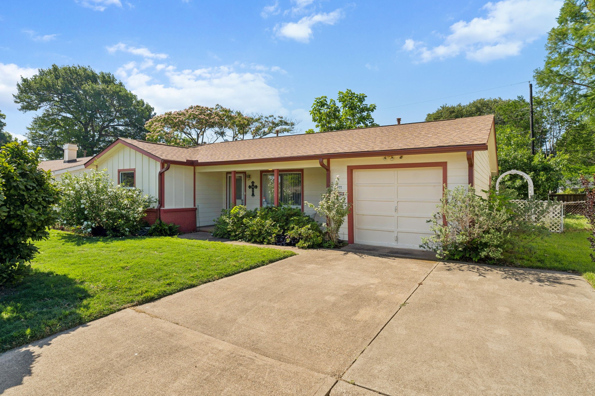 1822 Finley Road