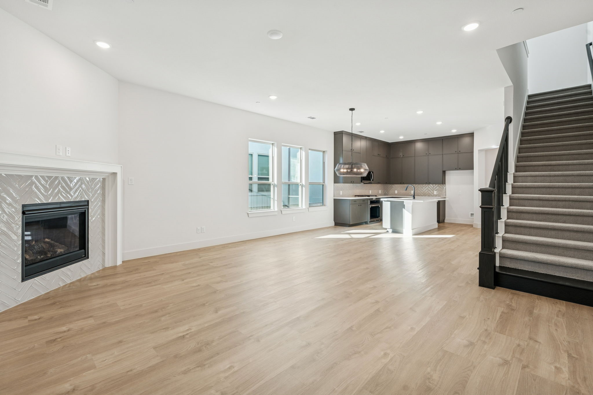 428 Waterscape Drive 1338