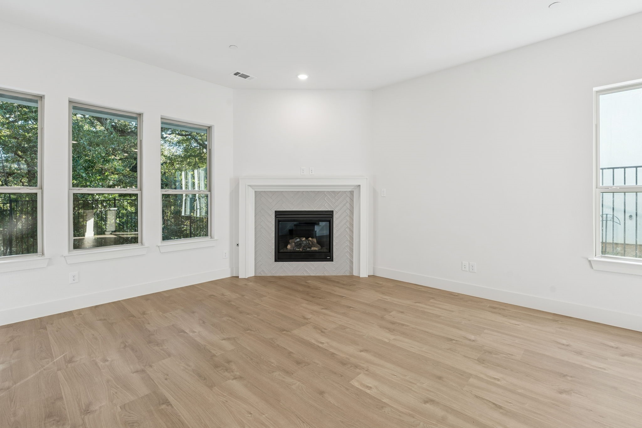428 Waterscape Drive 1338