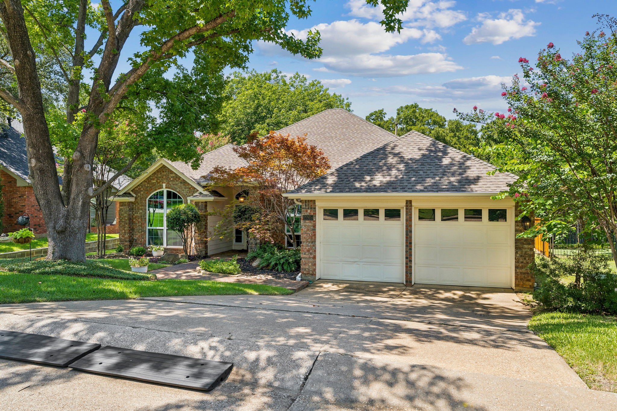 2265 Glen Ridge Drive