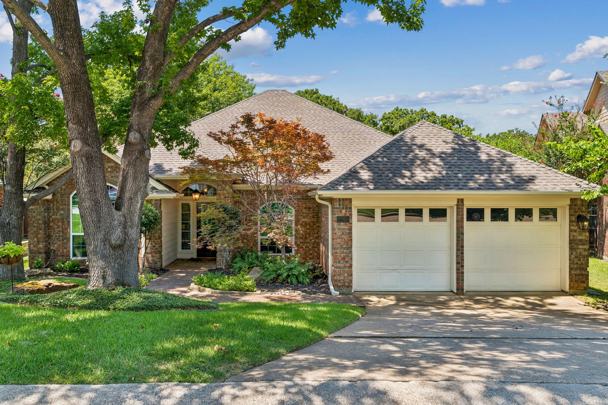 2265 Glen Ridge Drive