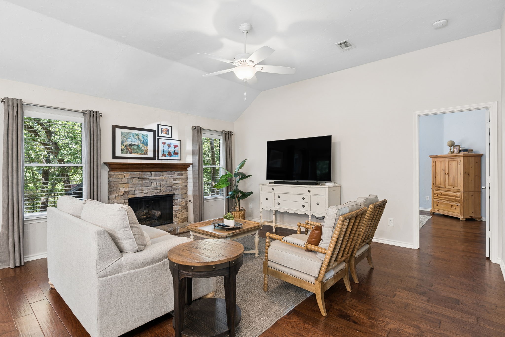 2265 Glen Ridge Drive