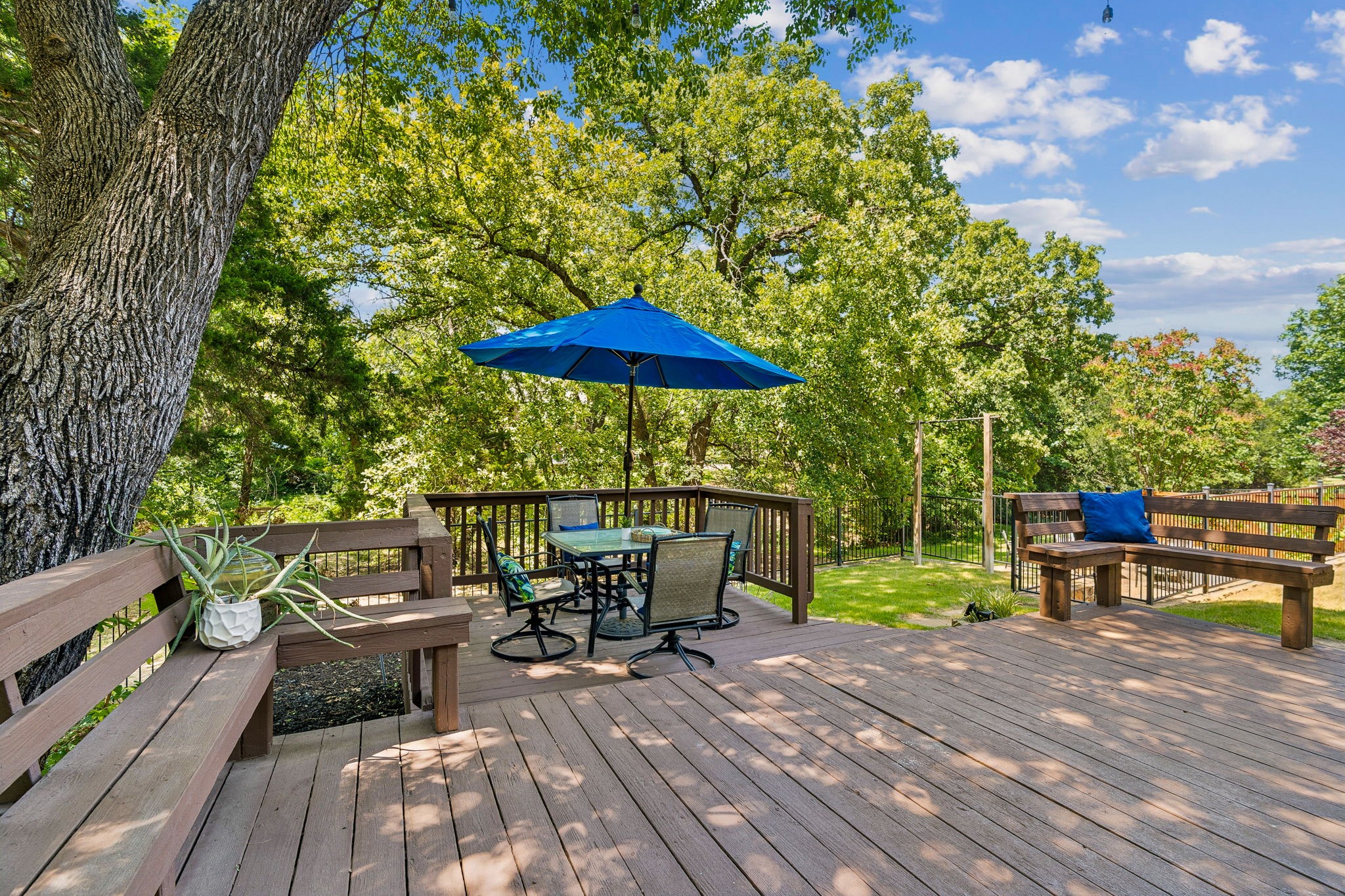 2265 Glen Ridge Drive