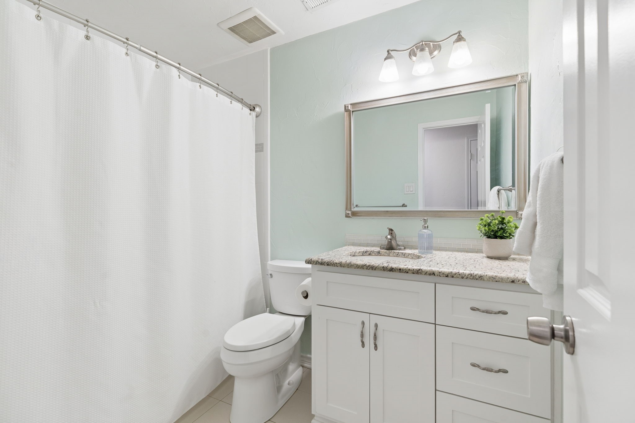2265 Glen Ridge Drive