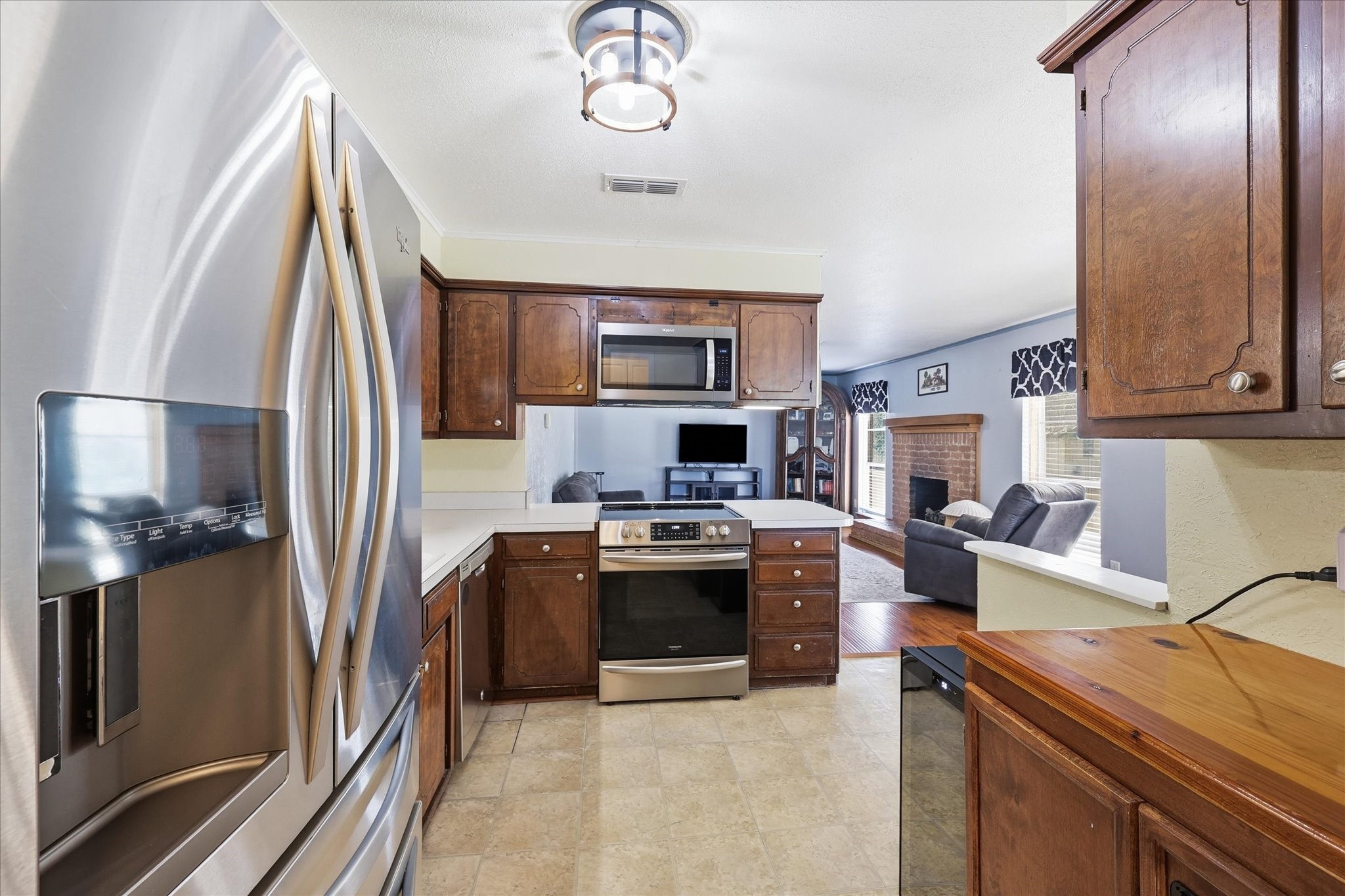 892 Highland Circle
