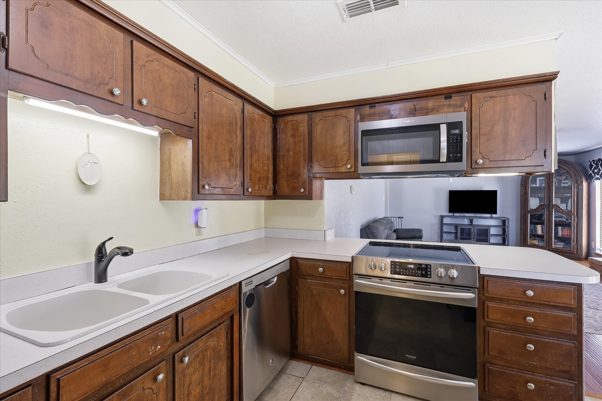 892 Highland Circle