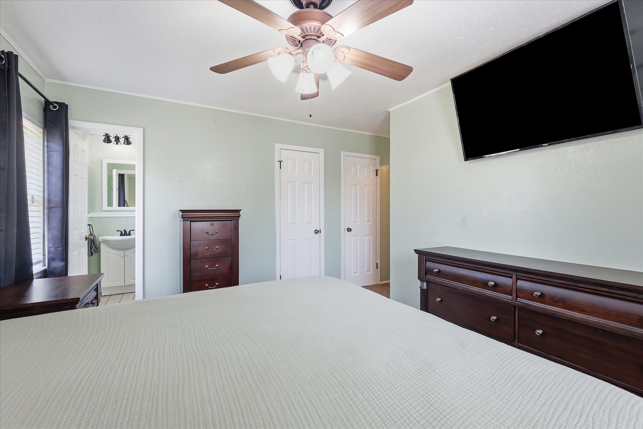 892 Highland Circle