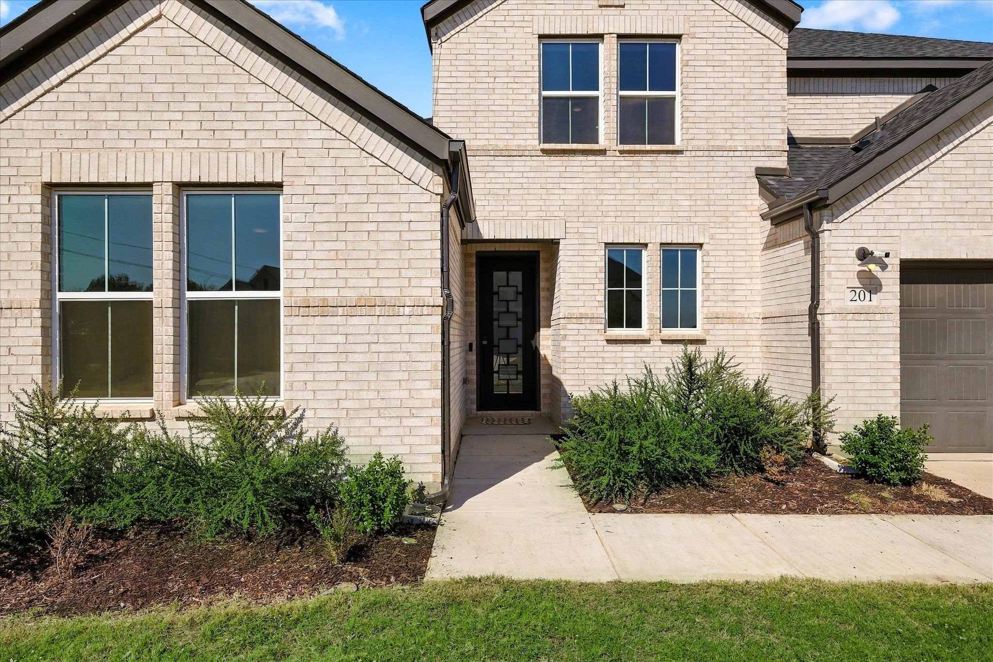 201 Lennon Drive