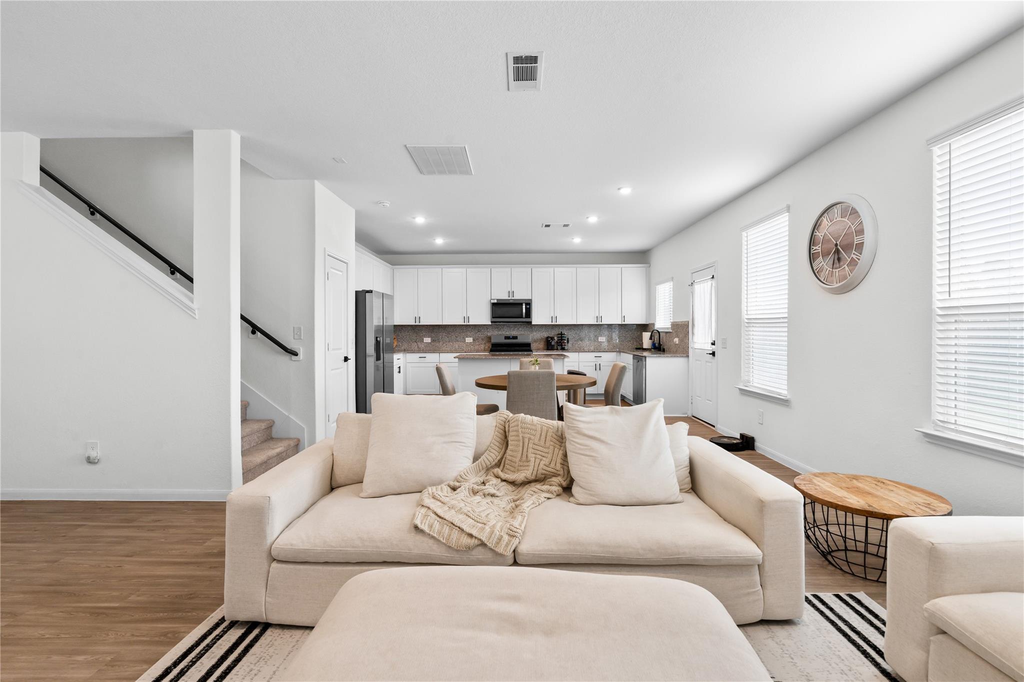 23439 Wrexham Street