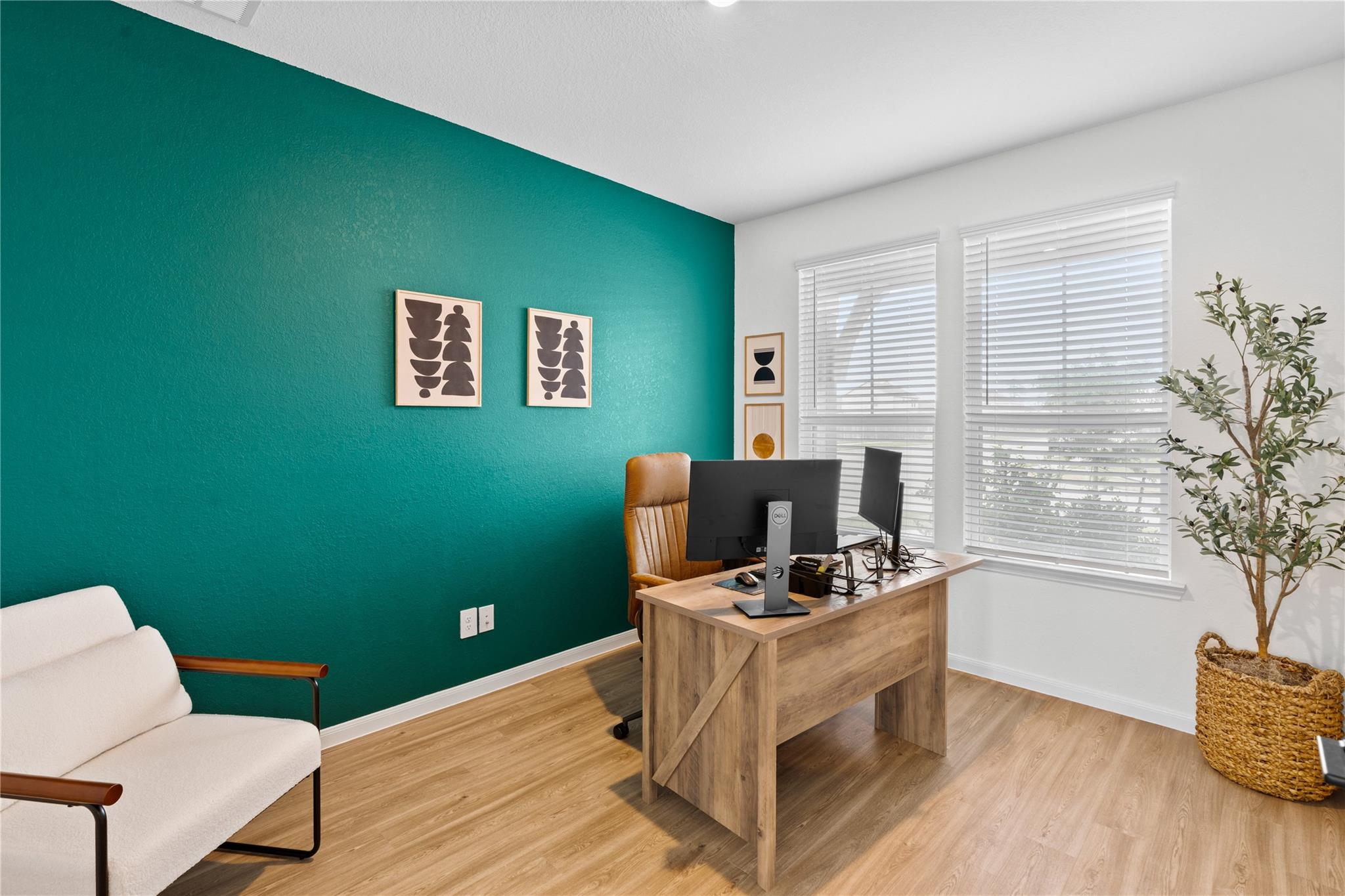 23439 Wrexham Street