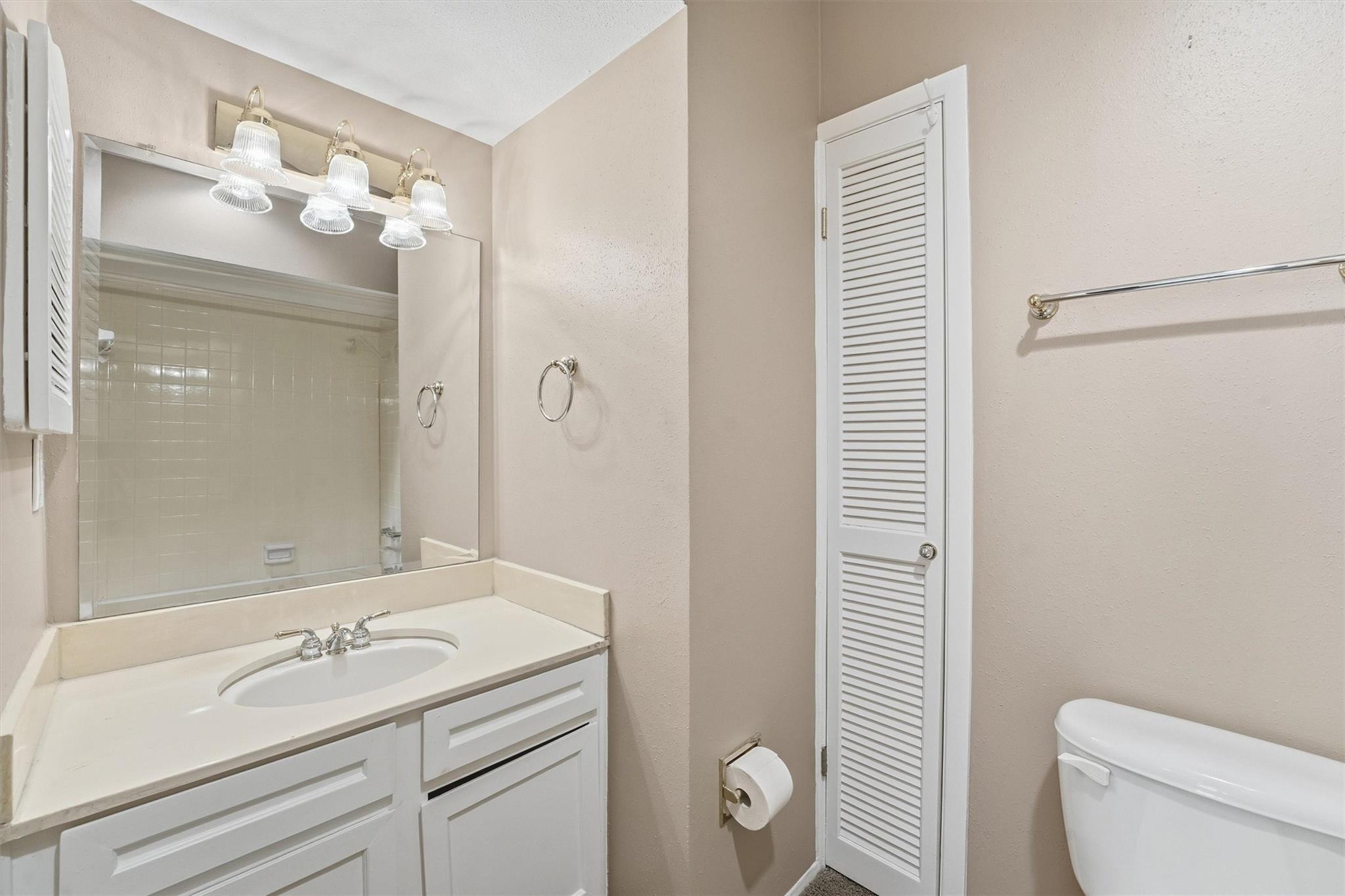 2232 S Piney Point Road # 108