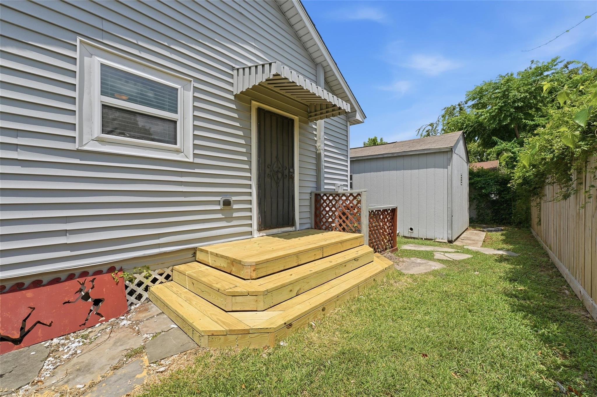 202 E 34th Street