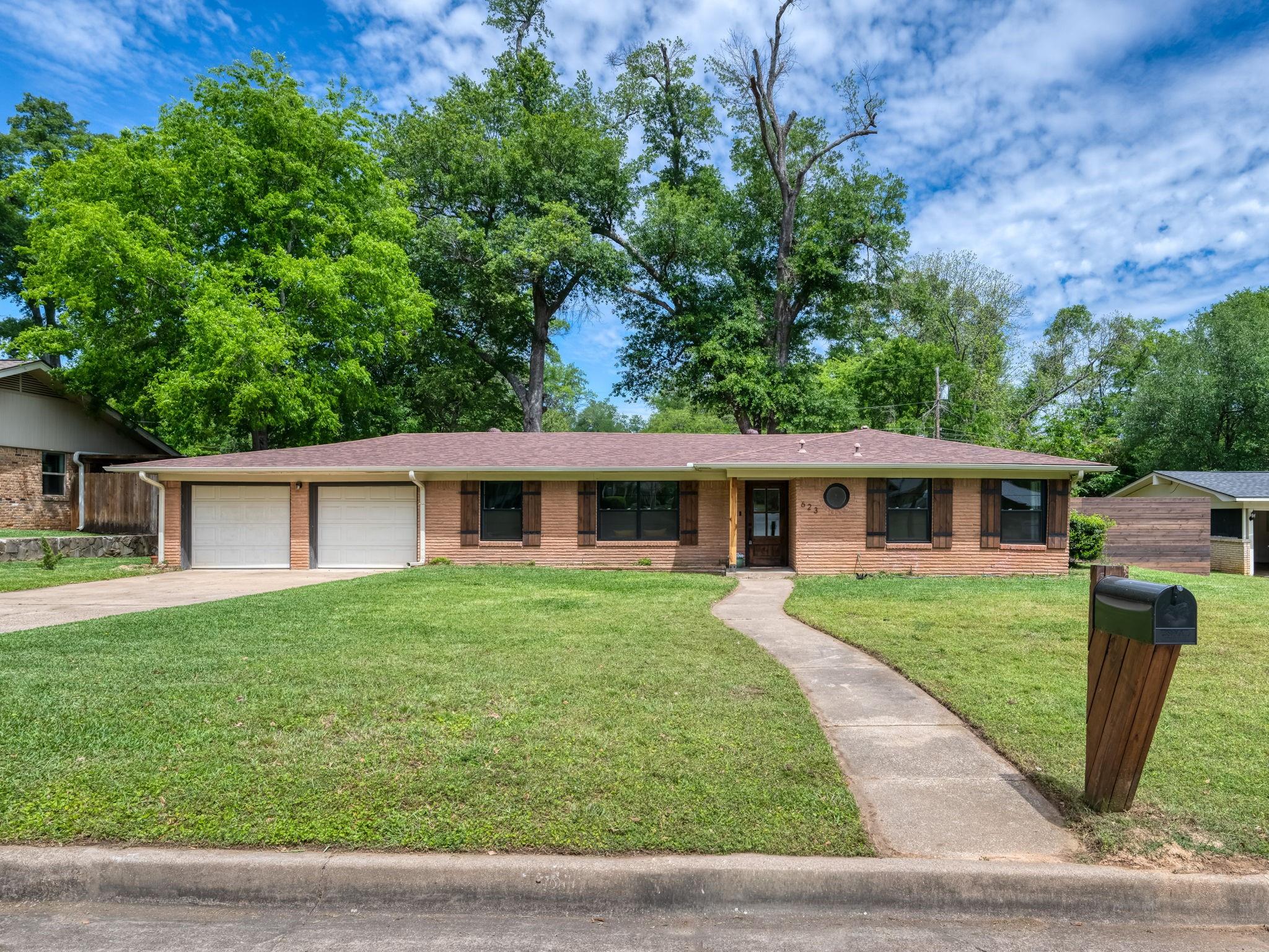 623 Beechwood Dr Drive