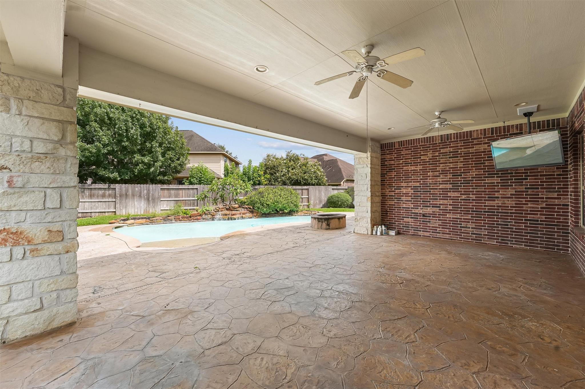 19011 Royal Cove Circle