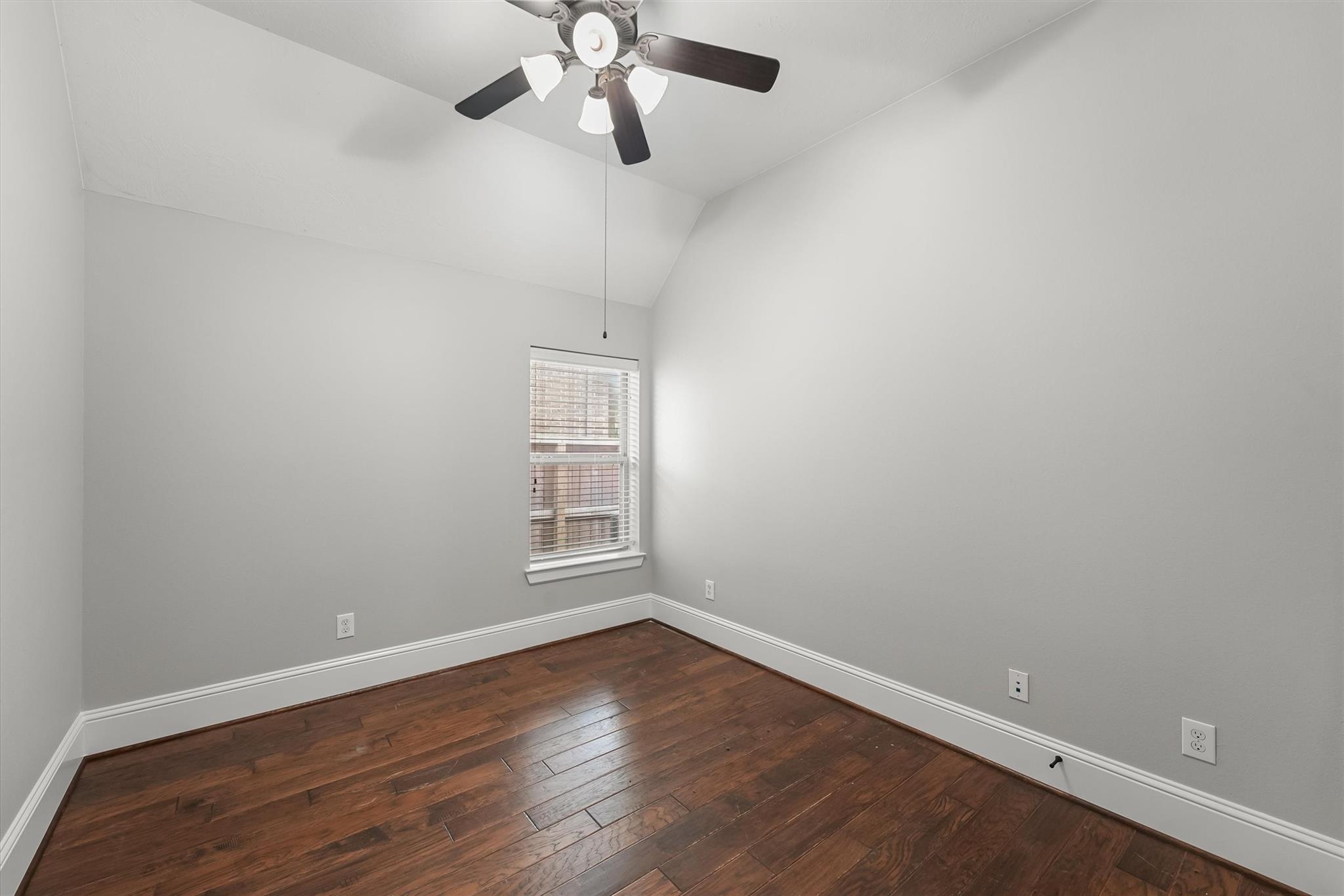 19011 Royal Cove Circle