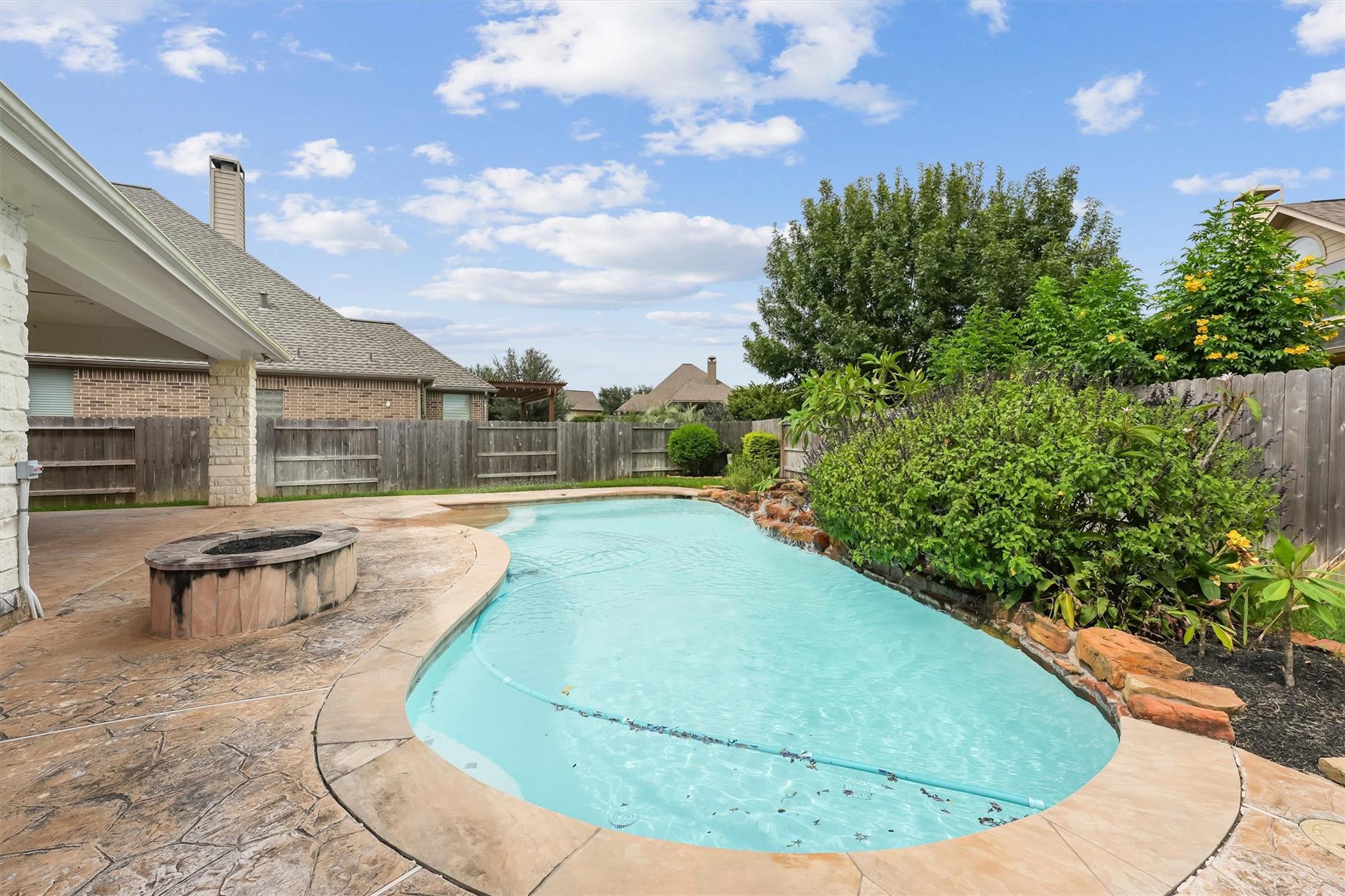 19011 Royal Cove Circle