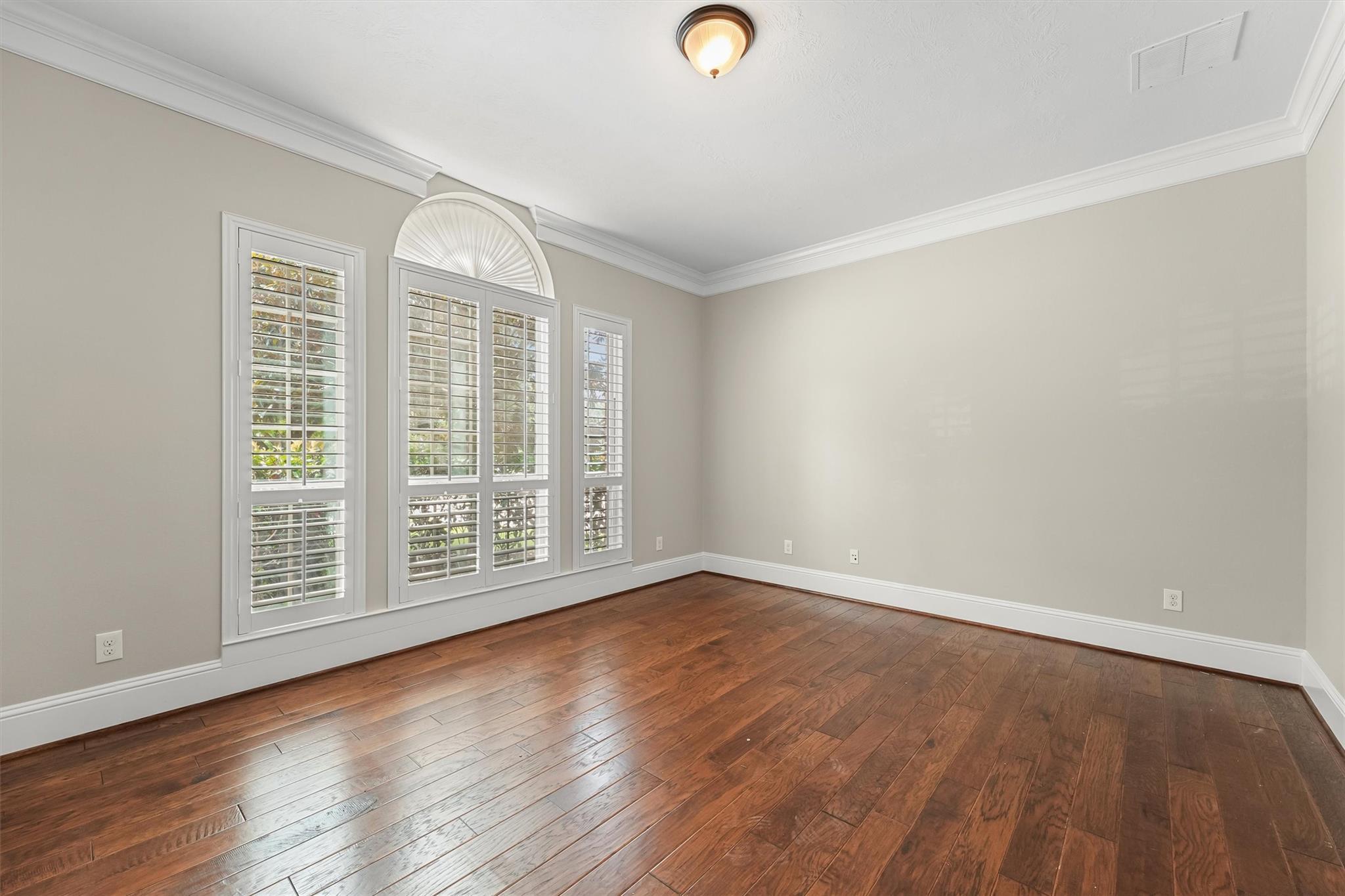 19011 Royal Cove Circle