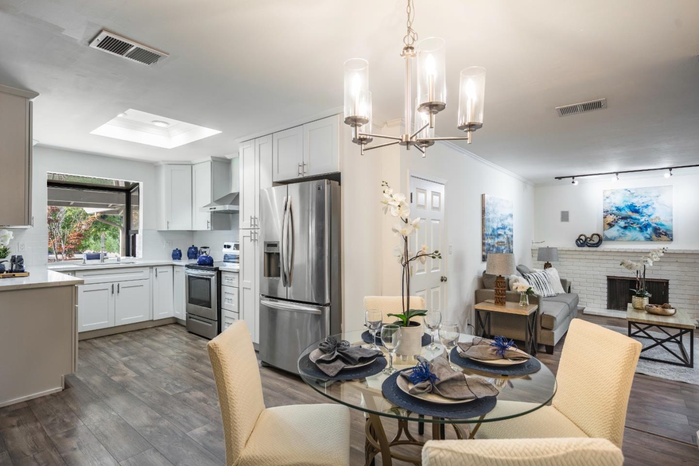 4211 Mountcastle WAY