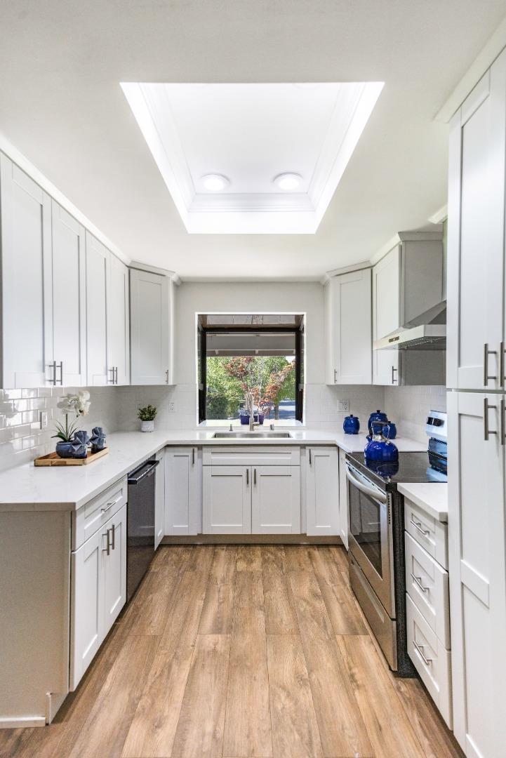 4211 Mountcastle WAY