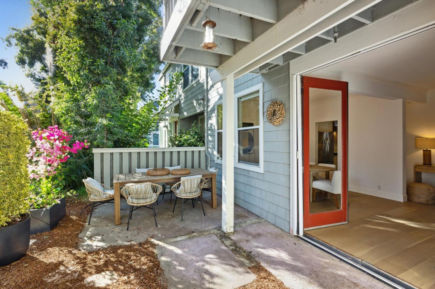 602 Mendocino WAY