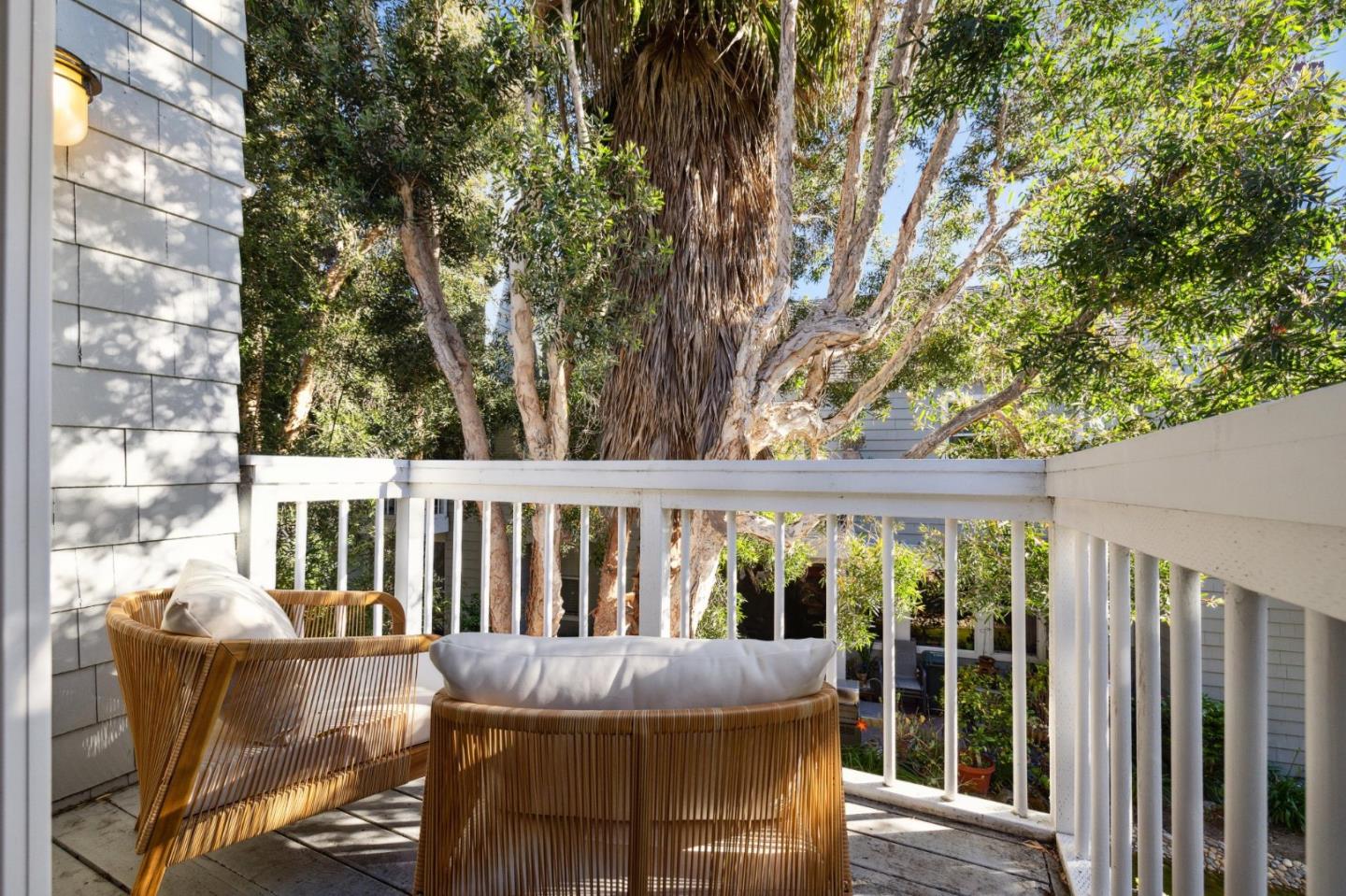 602 Mendocino WAY