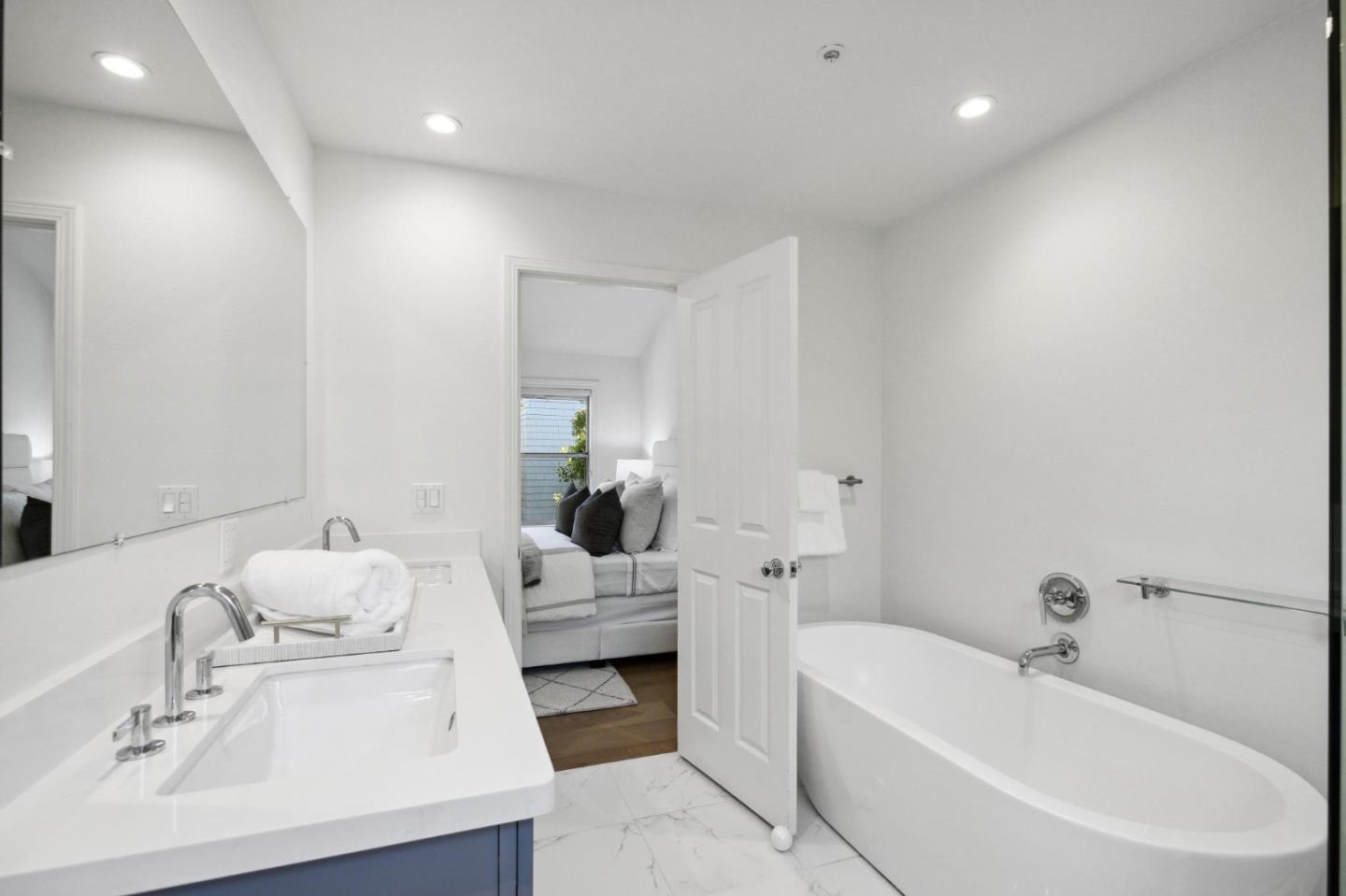 602 Mendocino WAY