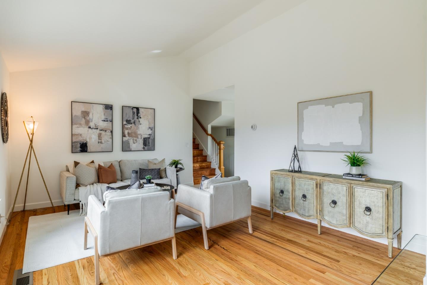 2283 Lemoyne Way