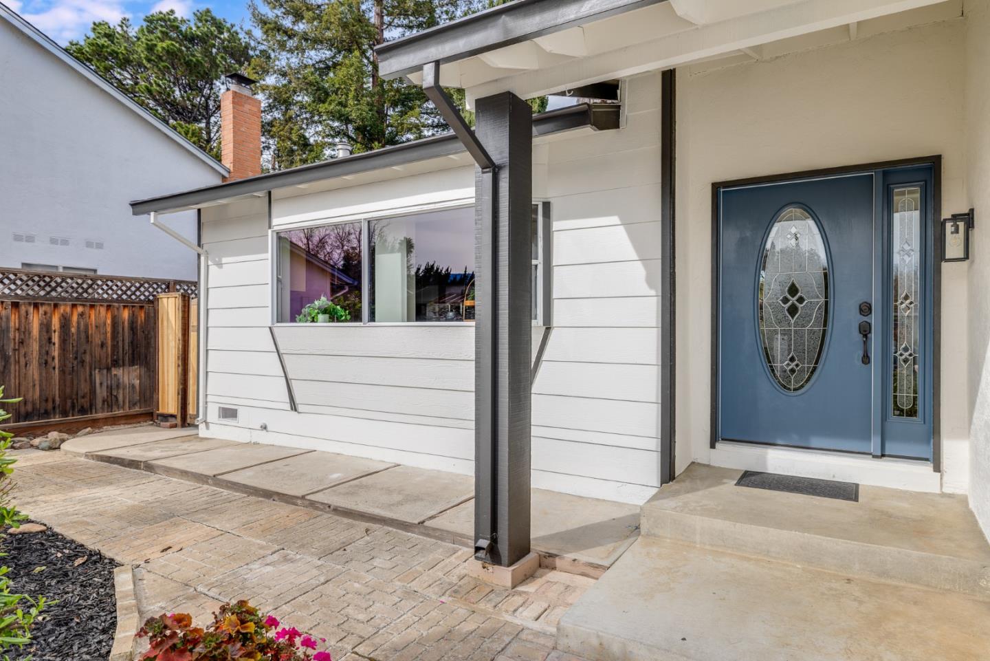 2283 Lemoyne Way