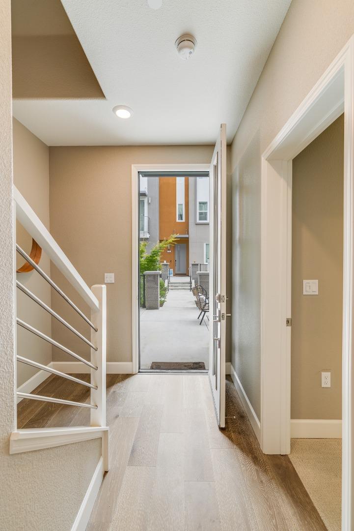 286 AGUSTIN NARVAEZ Street UNIT 3