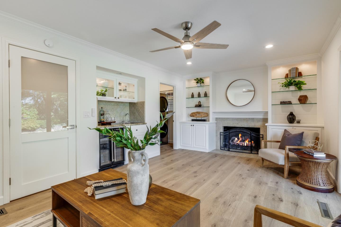 6536 Fall River DR