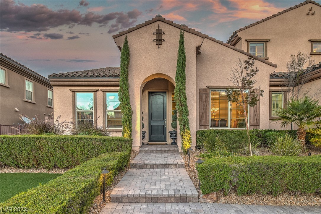 2848 Saint Dizier Drive