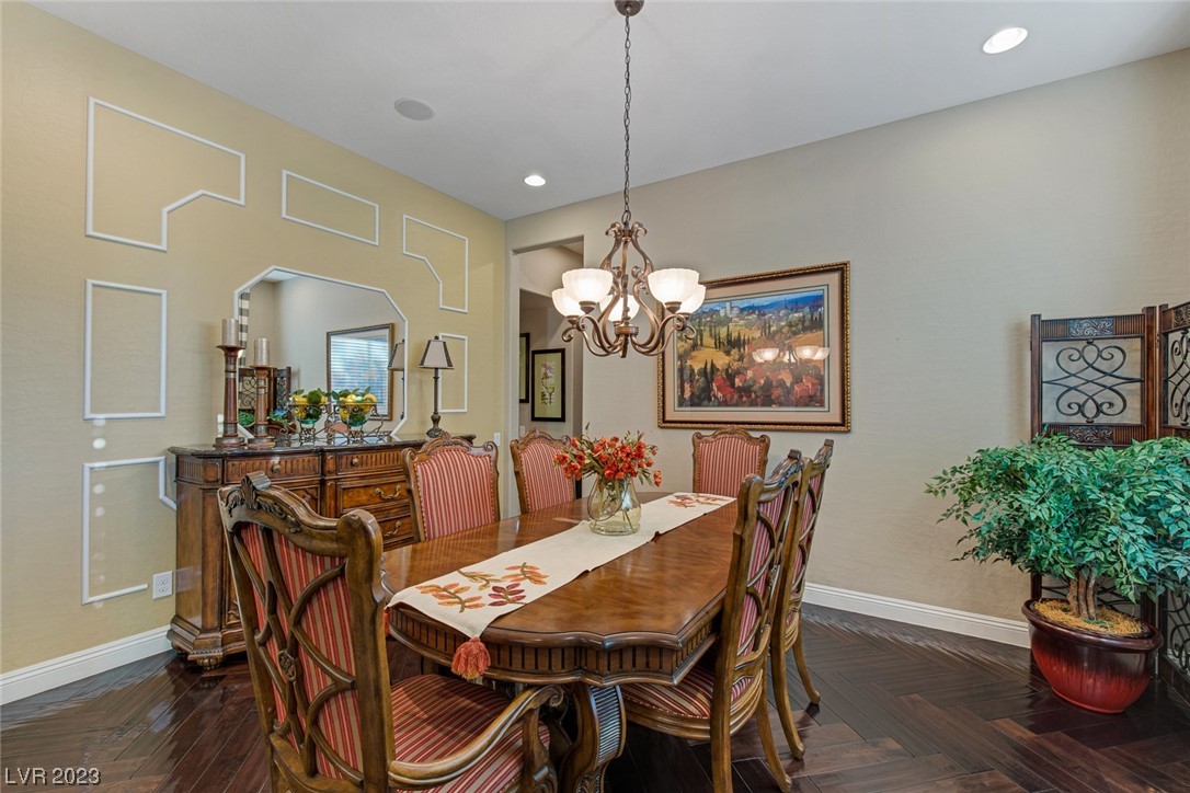 2848 Saint Dizier Drive