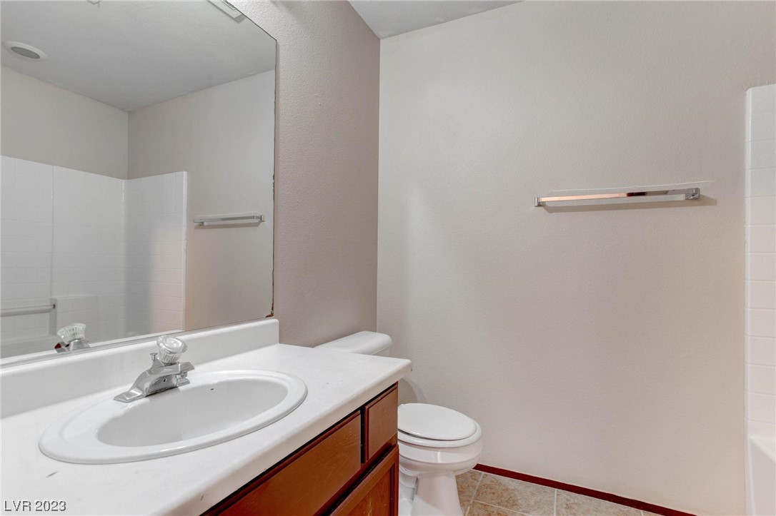 10074 Crisp Clover Street