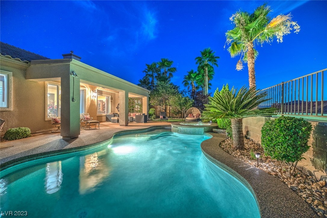 2772 Kilwinning Drive