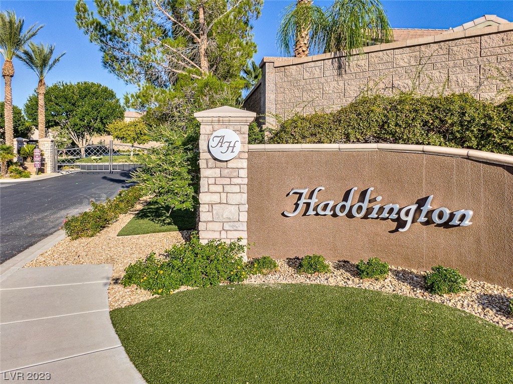 2772 Kilwinning Drive
