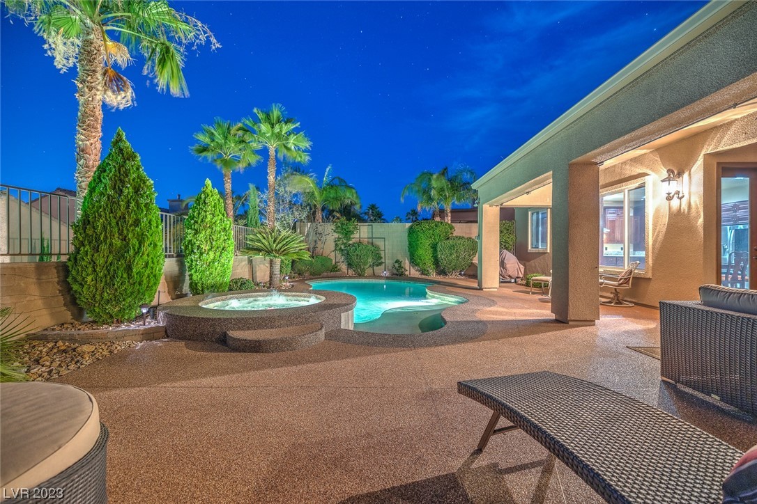 2772 Kilwinning Drive
