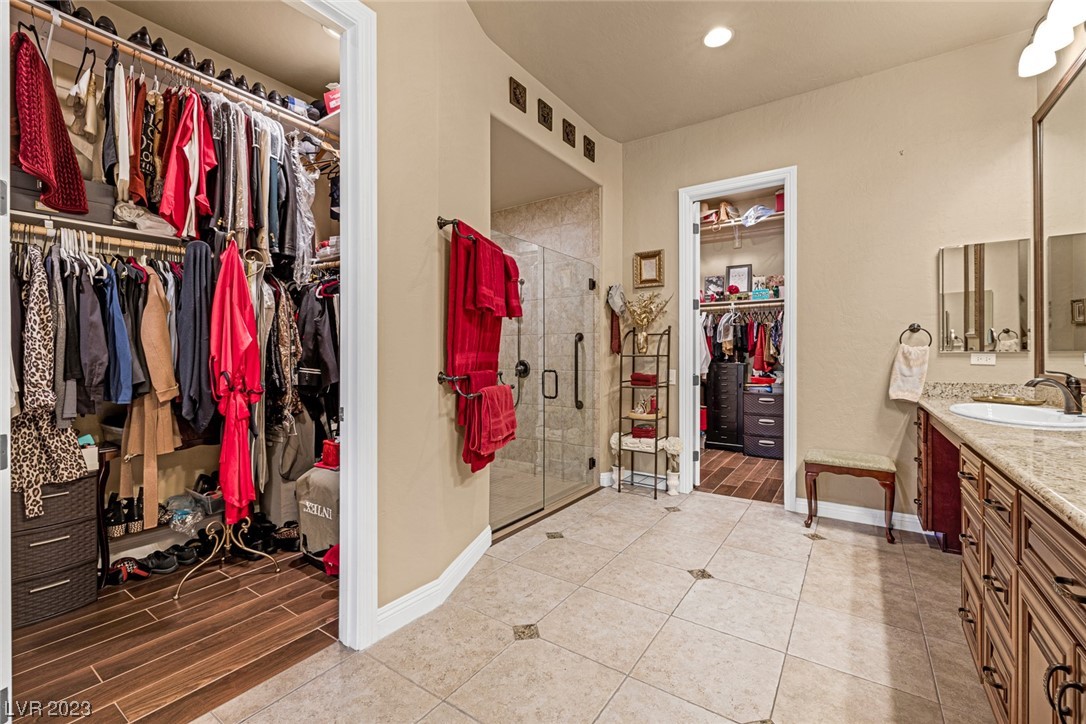 2772 Kilwinning Drive