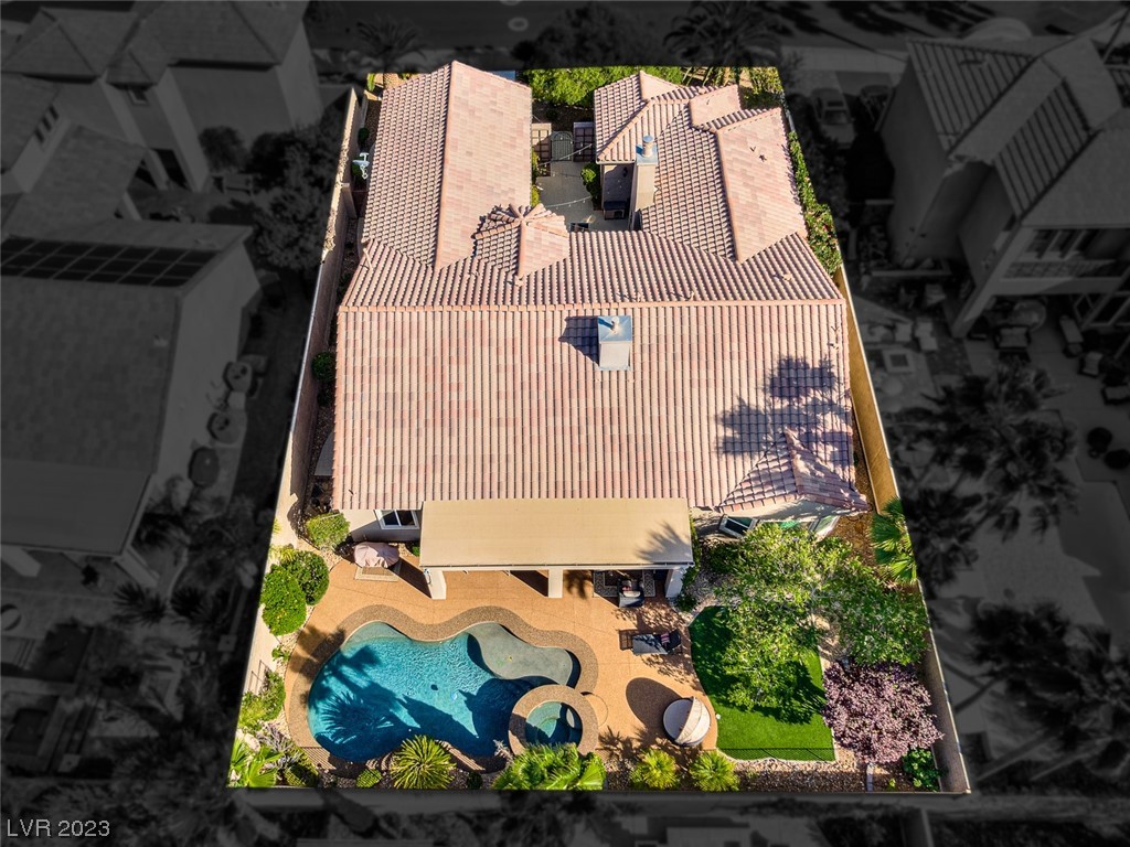 2772 Kilwinning Drive