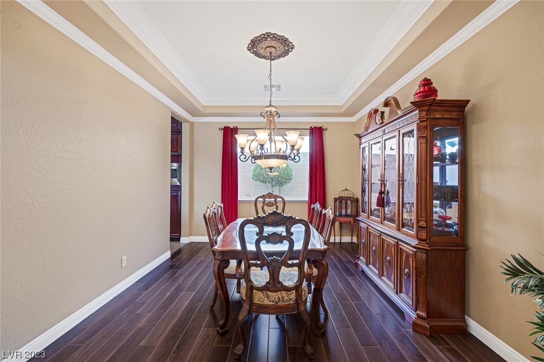 2772 Kilwinning Drive