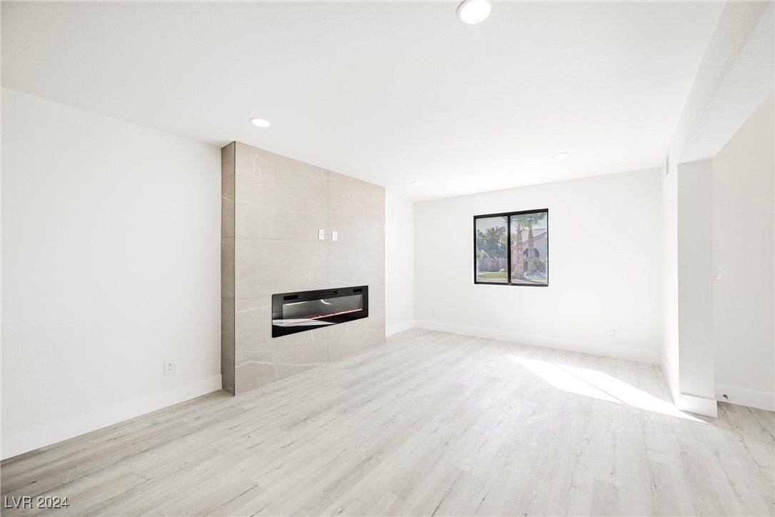 96 Siddall Avenue