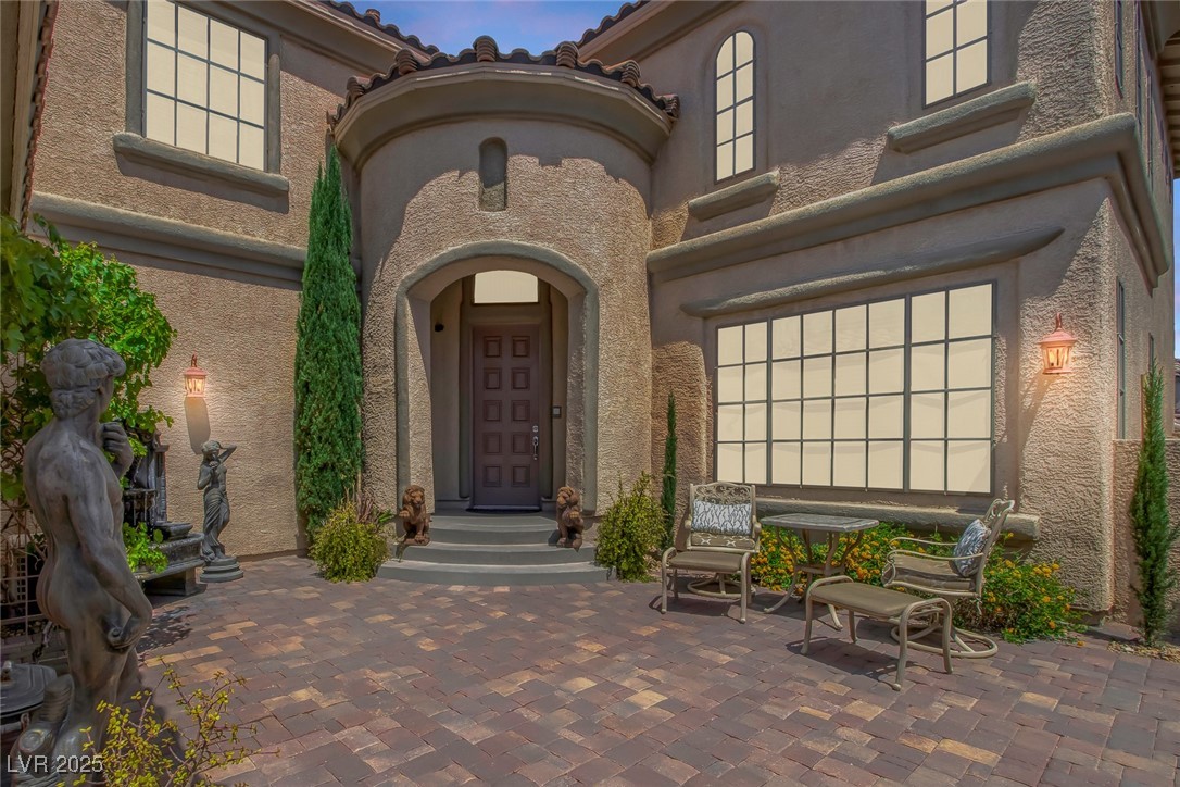 7872 Regency Park Street