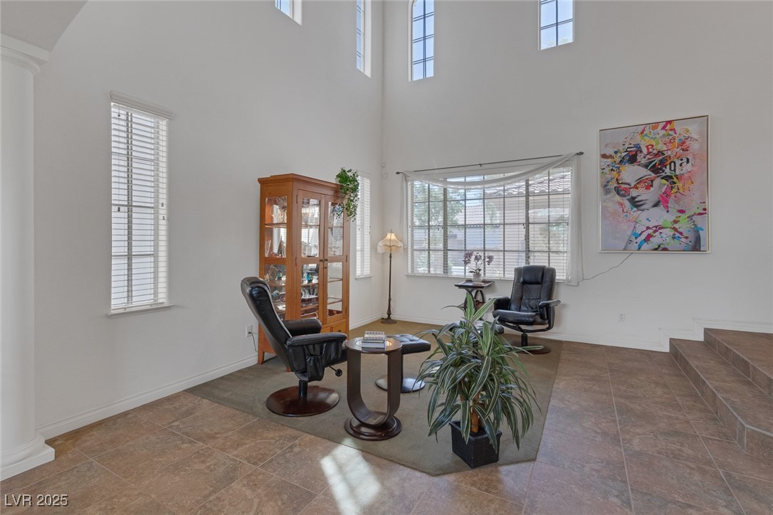 7872 Regency Park Street