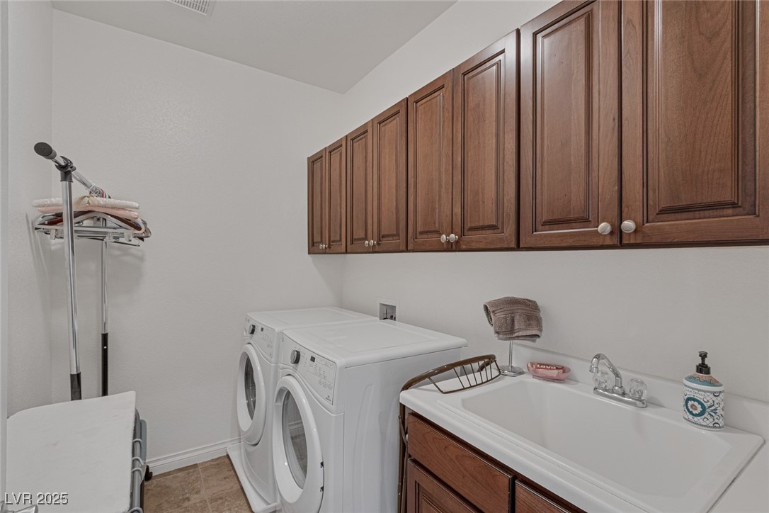 7872 Regency Park Street