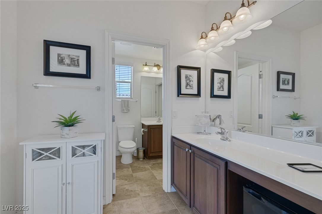 7872 Regency Park Street